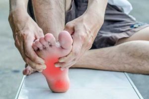 Đau chân: Các loại bệnh lý và hướng xử trí