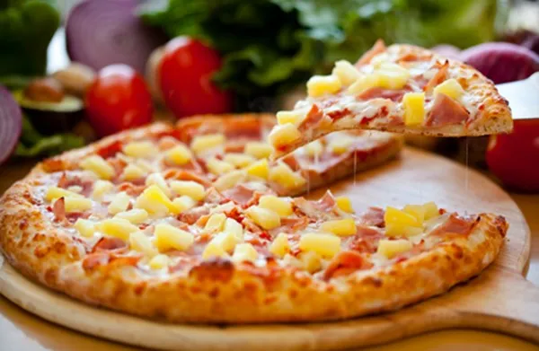 “Bật mí” cách làm pizza phô mai thơm ngon béo ngậy