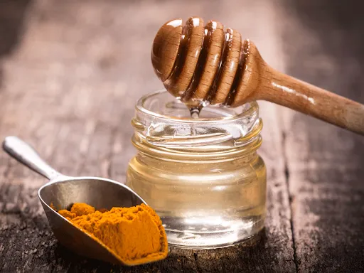 Tinh nghệ Curcumin là gì? Dùng tinh nghệ có tốt không? 